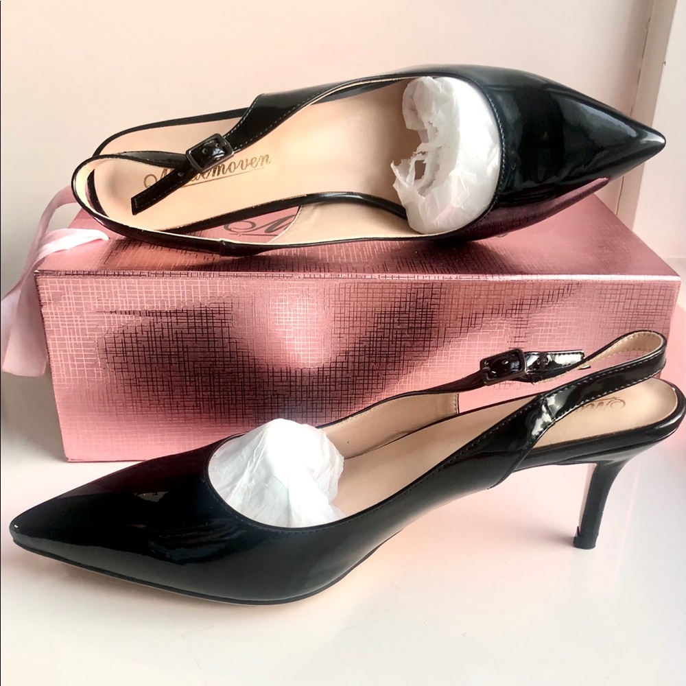 Modemoven black pointy patent pumps 9.5 NIB